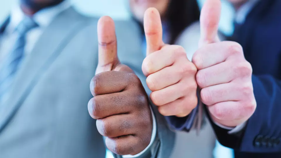 Processus de recommandation basé sur la satisfaction client